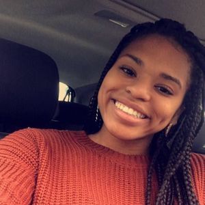 Meet your Posher, Amber